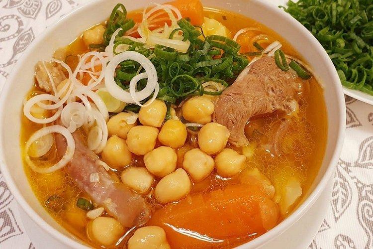 Shurpa de boeuf et pois chiche