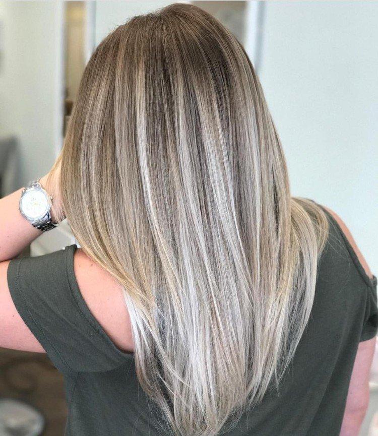 Mise en évidence sur cheveux châtain clair 2021 - photo