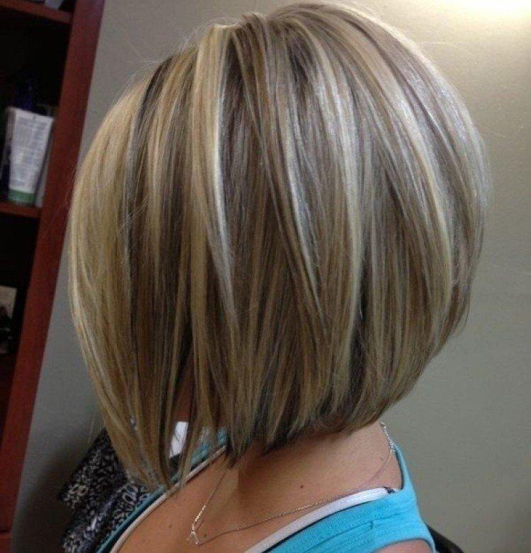 Faits saillants pour les cheveux courts 2021 - photo