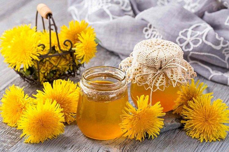 Confiture de pissenlit dans une mijoteuse