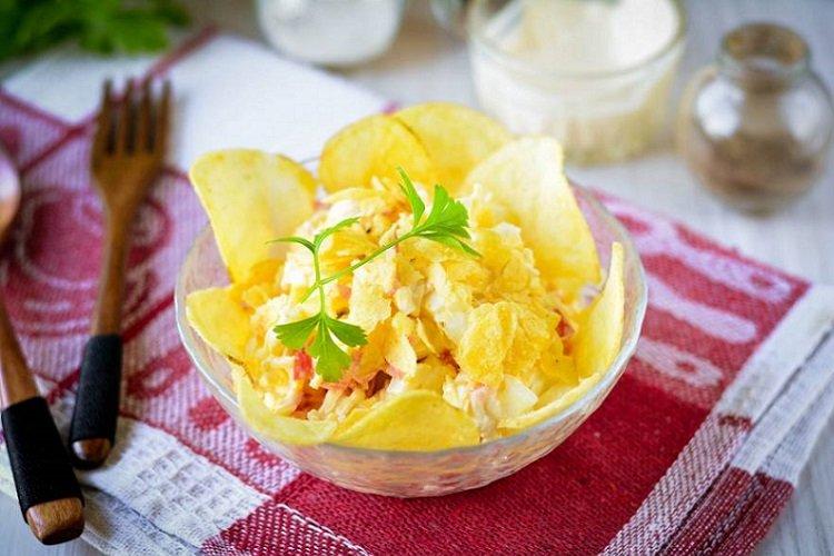 Chips et salade de maïs
