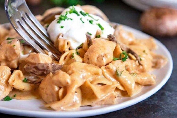 Amidon Poulet Stroganoff