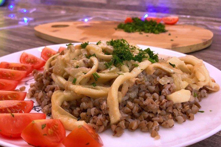 Bouillie de sarrasin aux calamars