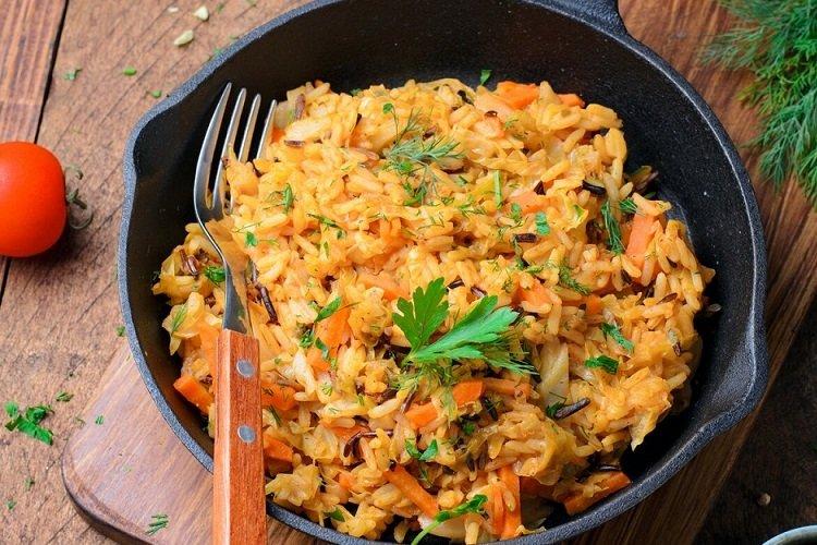 Chou mijoté avec du riz