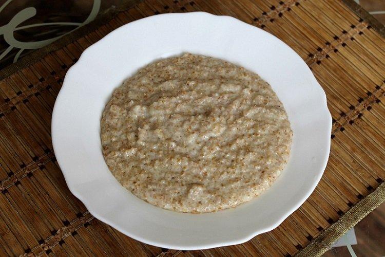 Bouillie de blé sur l'eau