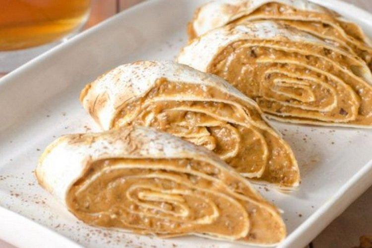 Lavash au lait concentré et noix