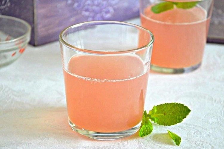 Compote de rhubarbe et confiture de pommes