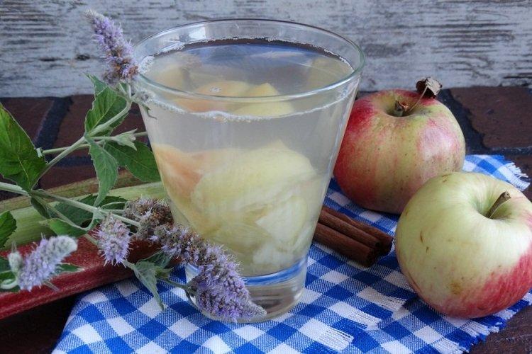 Compote de rhubarbe et pomme