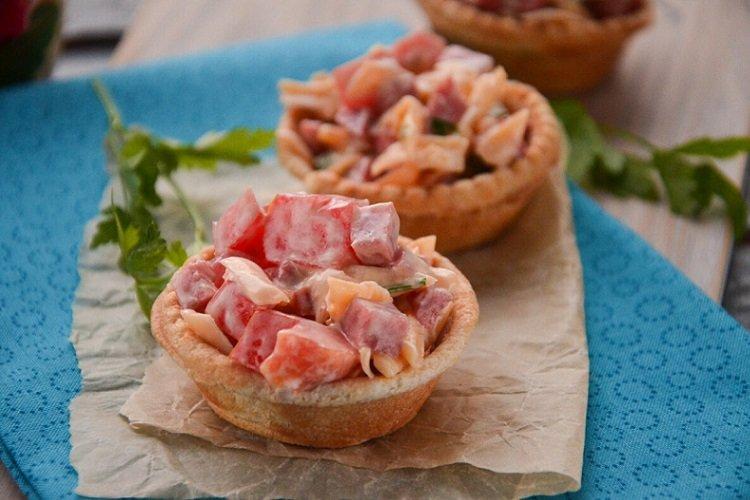 Tartelettes tomates, jambon et fromage Tartelettes tomates, jambon et fromage