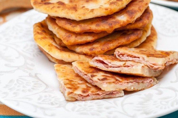 Tortillas frites au jambon