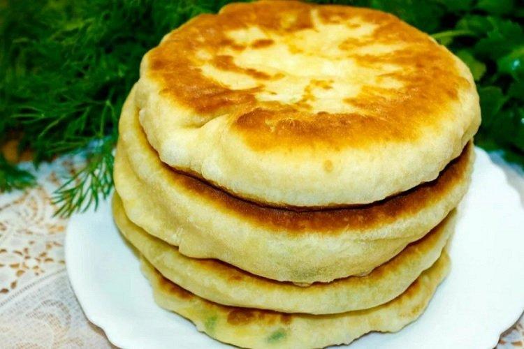 Gâteaux de kéfir avec oeuf