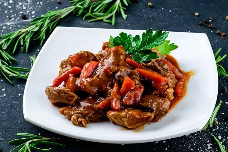 Porc braisé à la sauce soja