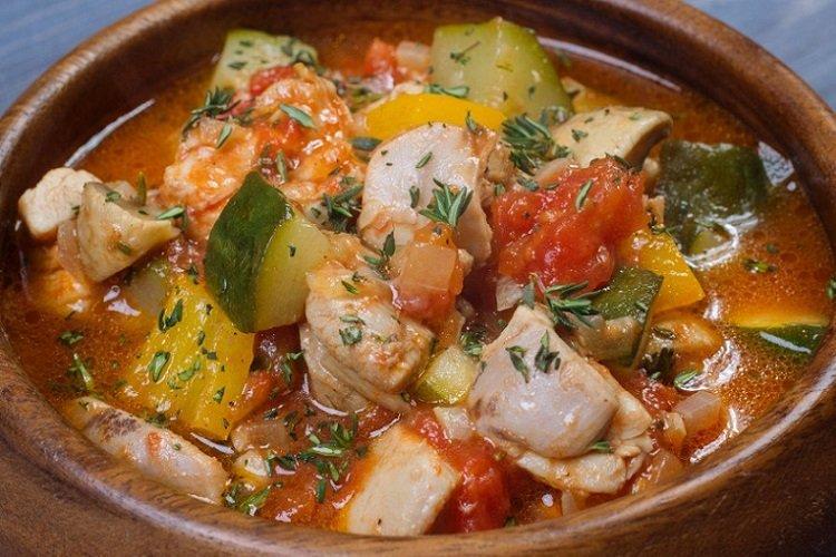 Poulet mijoté aux légumes