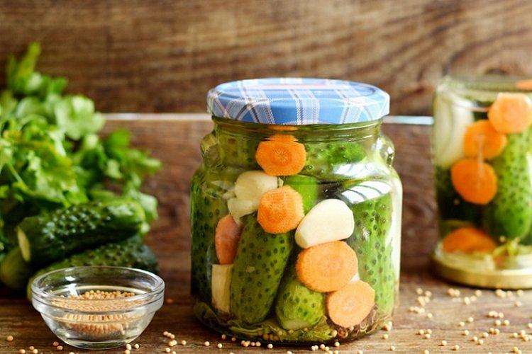 Concombres croustillants au jus de citron