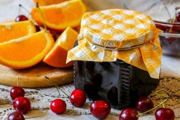 Confiture de cerises à l'orange