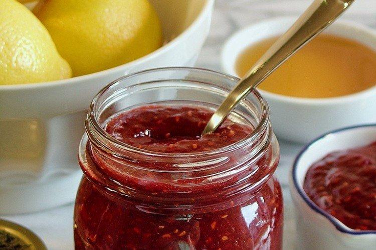 Confiture de framboises au citron