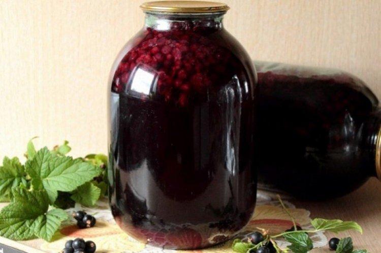 Compote de cassis pour l'hiver