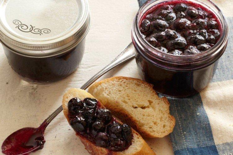 Confiture à l'érythritol et à la stévia