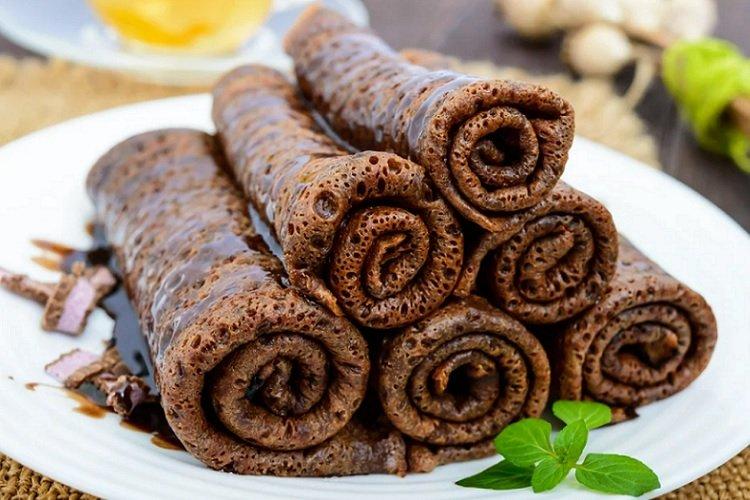 Crêpes ajourées au lait et cacao