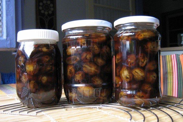 Confiture de noix vertes à l'acide citrique