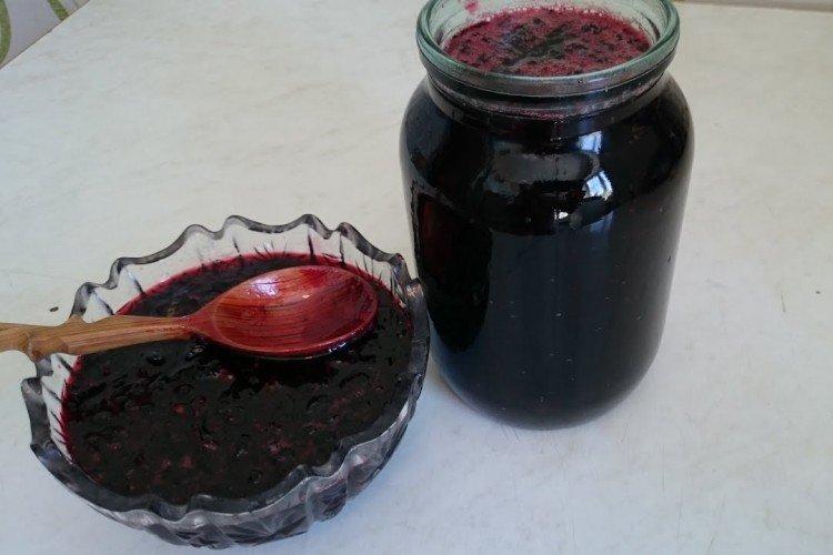 Confiture de chèvrefeuille