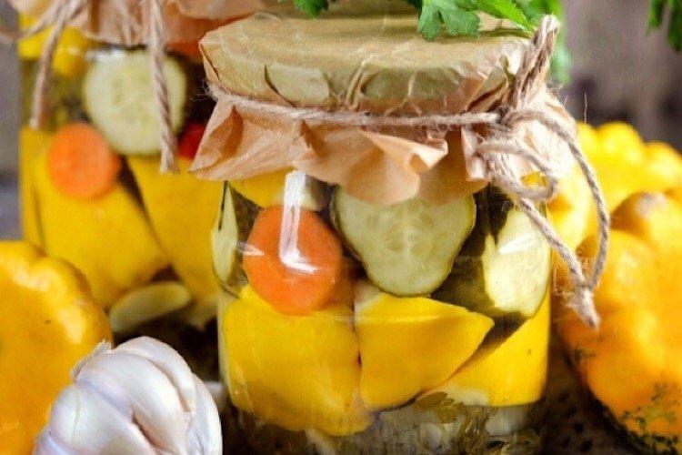 Patissons aux concombres pour l'hiver