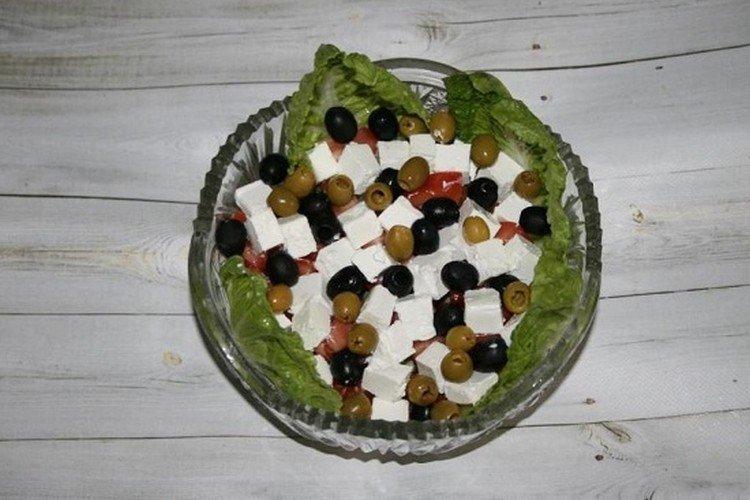 Salade de fetaxa aux olives