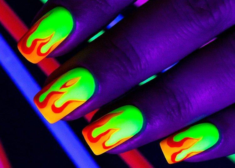 Manucure au néon lumineux