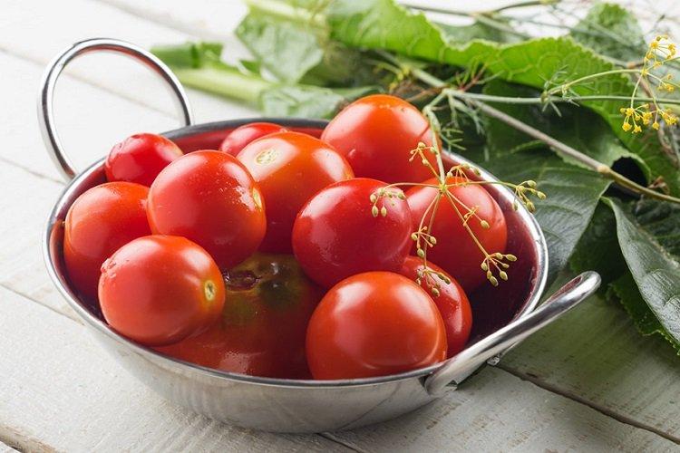 Recette de tomates marinées froides