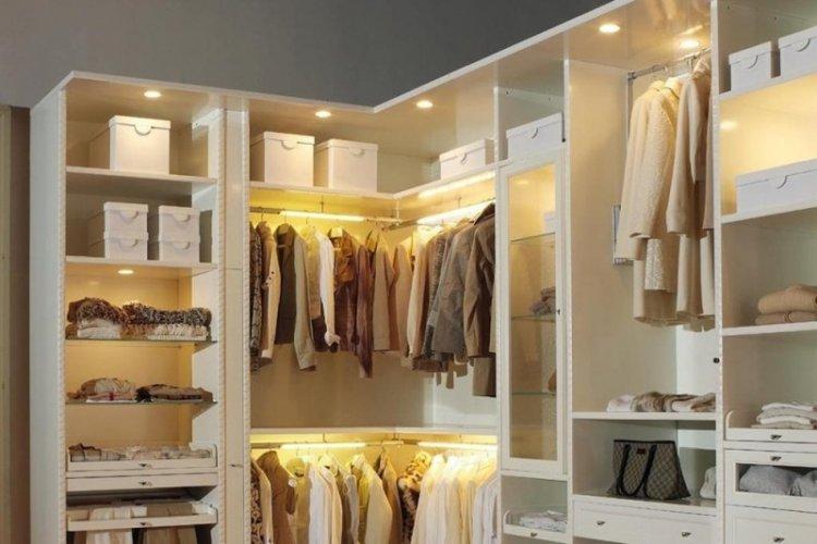 Eclairage et éclairage - Armoire DIY