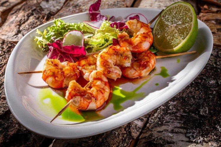 Crevettes Kebab - Plats Chauds Pour Les Recettes D'anniversaire