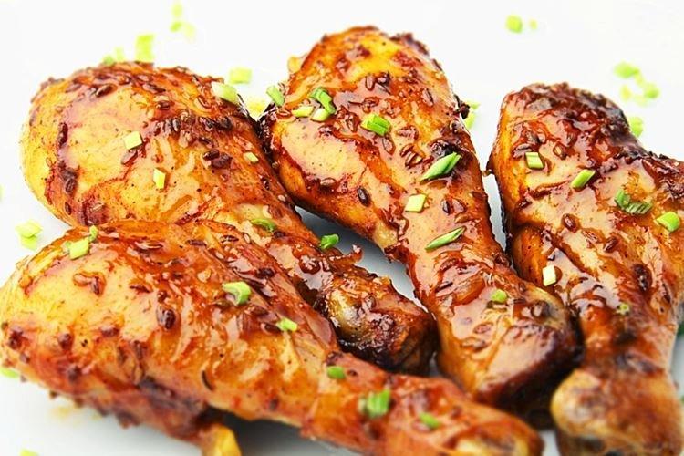 Pilons de poulet sauce moutarde au miel - Plats chauds pour les recettes du Nouvel An 2021