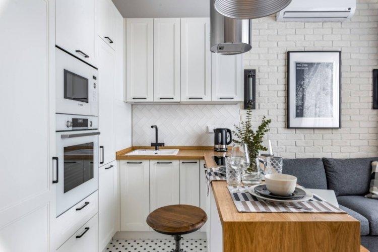 Cuisine-salon dans un style moderne - photo de design d'intérieur