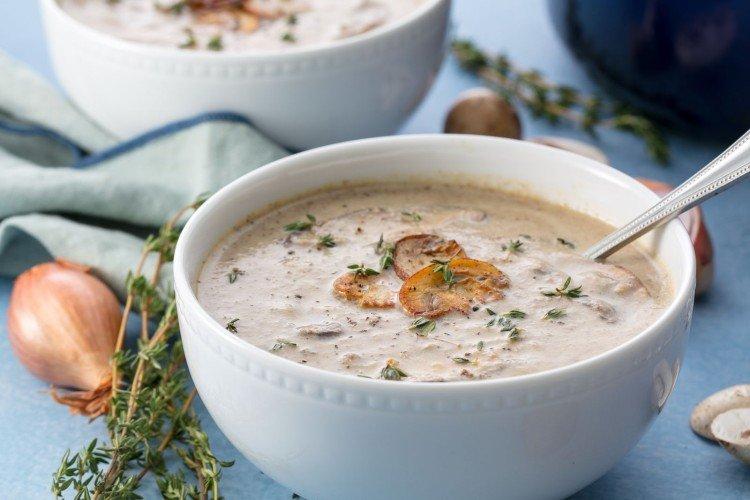 Velouté de champignons au vin blanc - recettes