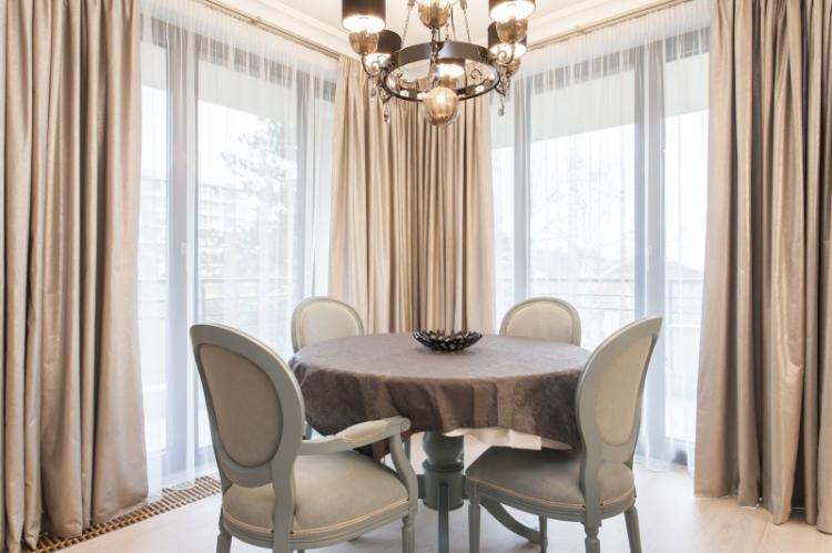 Intérieur d'un appartement de 132 m2 dans la résidence Kajetanka