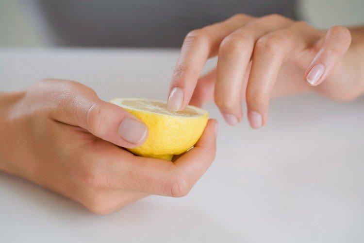 Citron - Comment faire pousser des ongles rapidement à la maison
