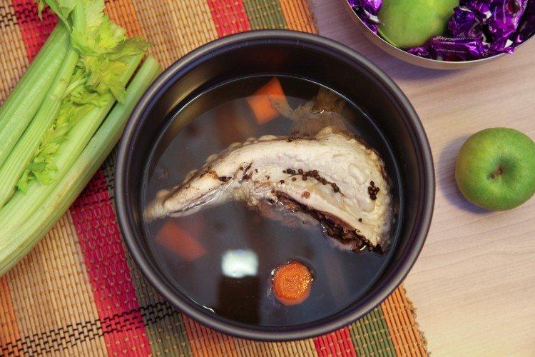 Comment et combien cuire la langue de bœuf dans une mijoteuse ou un autocuiseur