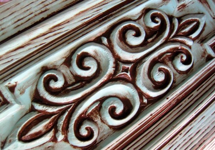 Patination - Comment mettre à jour de vieilles chaises