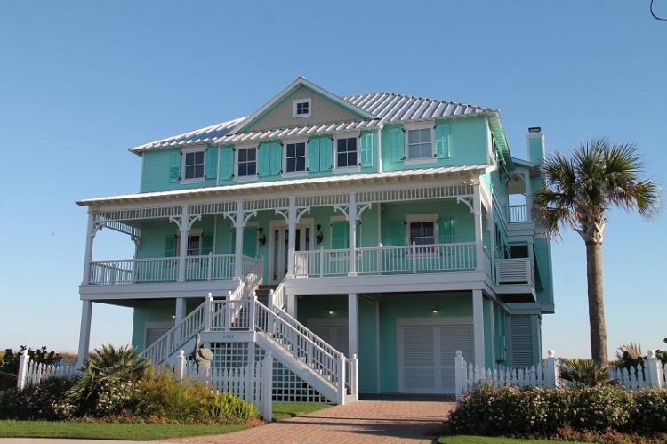 Comment décorer le porche d'une maison privée - Porche avec une approche des deux côtés