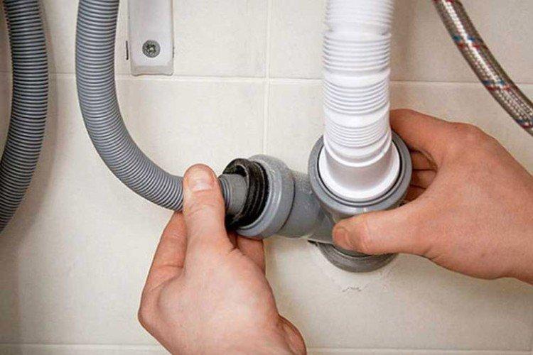 Comment nettoyer le tuyau de vidange dans une machine à laver