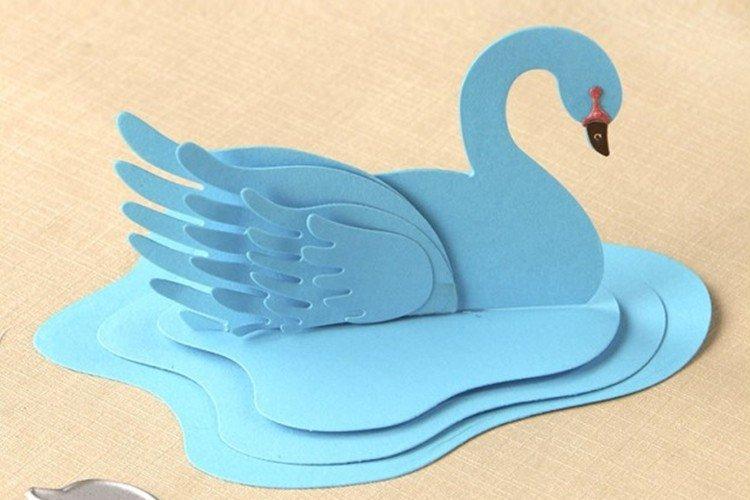 Cygne en papier au pochoir multicouche - comment faire