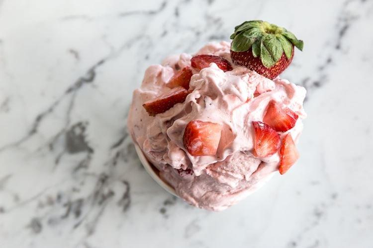 Glace à la fraise - recettes à faire à la maison