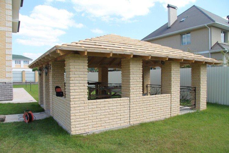 Gazebo en brique de bricolage