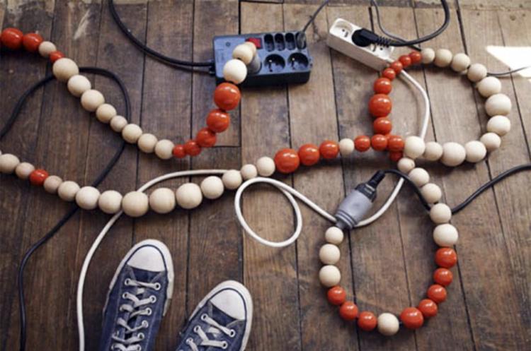 Fils de style ethnique - comment cacher les fils de télévision