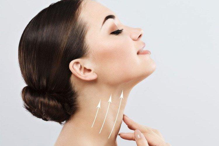 Massage au miel - Comment enlever un double menton à la maison