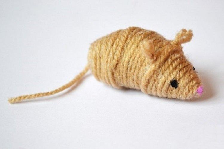 Les rats du Nouvel An en fils - Comment décorer un appartement pour le Nouvel An 2020