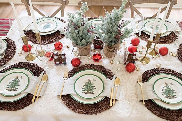 Comment décorer une table pour le Nouvel An 2021 - photos et idées