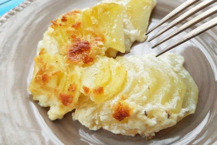 Pommes de terre au four à la crème - recettes