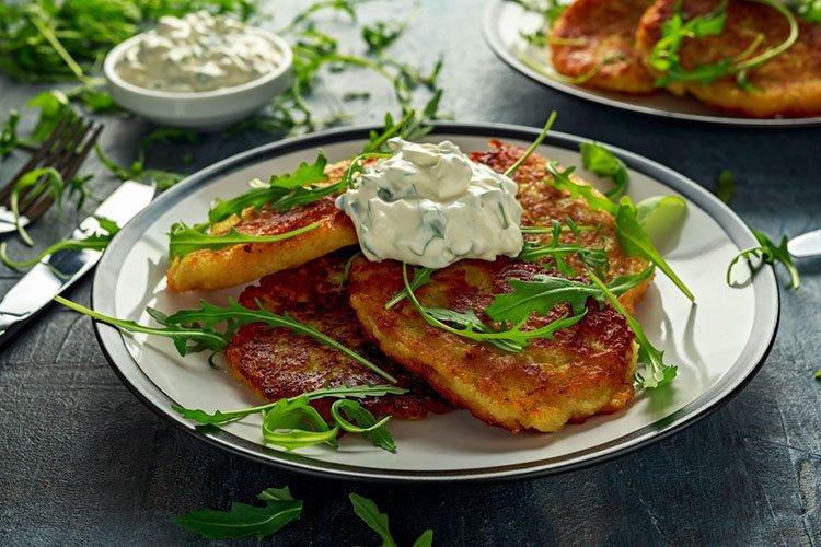 Galettes de pommes de terre aux saucisses - recettes