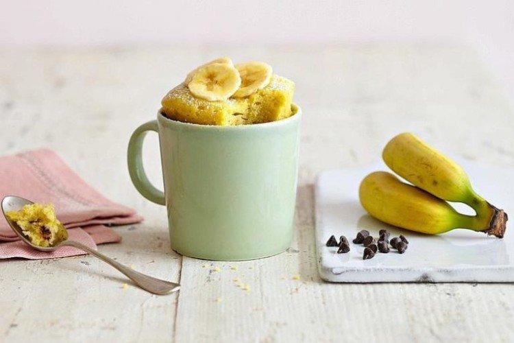 Muffin banane au micro-ondes en 5 minutes dans un mug - recette